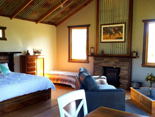 Silverstream Bed & Breakfast Cottages